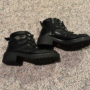 Women’s Harley Davidson Boots!